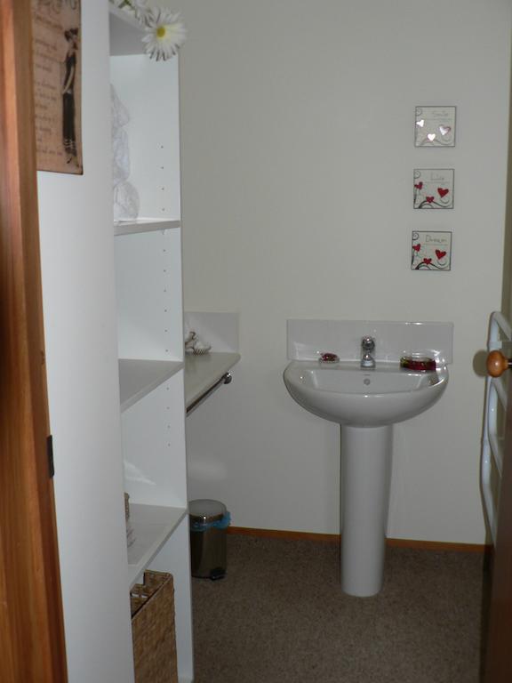 Avarest Bed & Breakfast Saint Arnaud Room photo